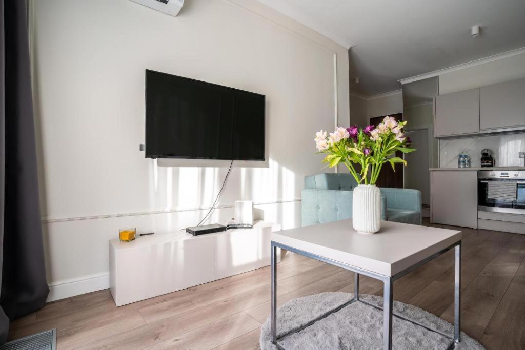 Mennica Residence By Golden Apartments Warsaw Luaran gambar
