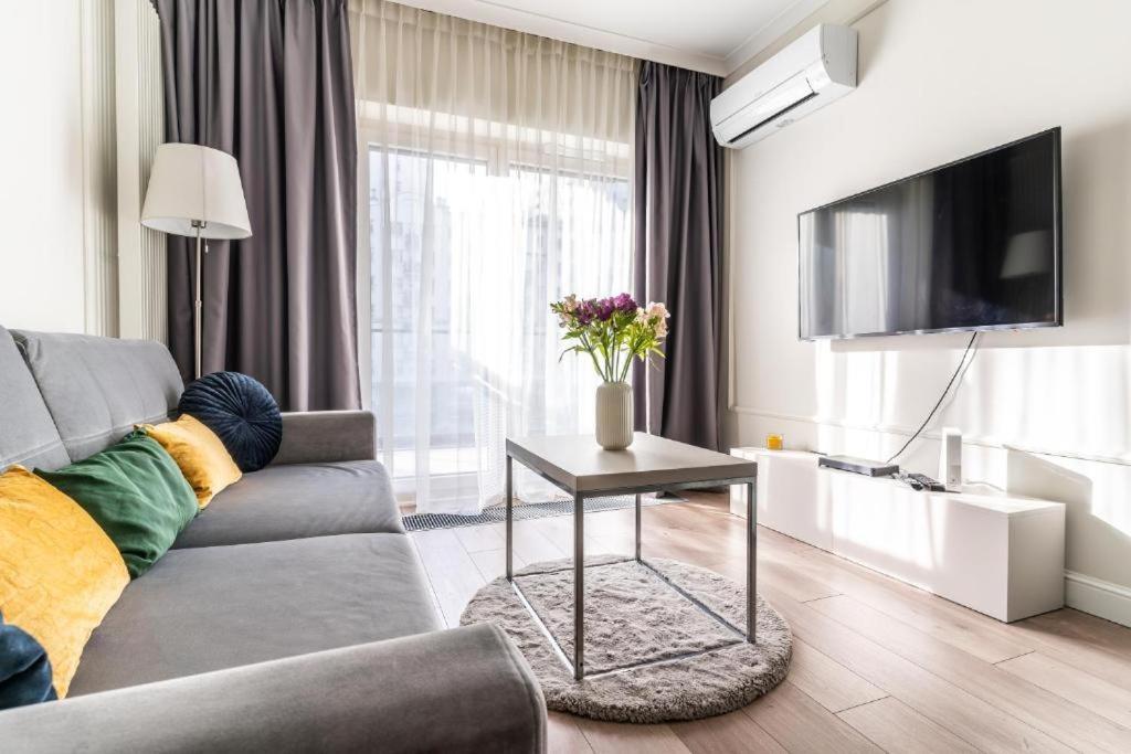 Mennica Residence By Golden Apartments Warsaw Luaran gambar